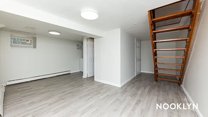 Rented by Nooklyn NYC LLC | media 36