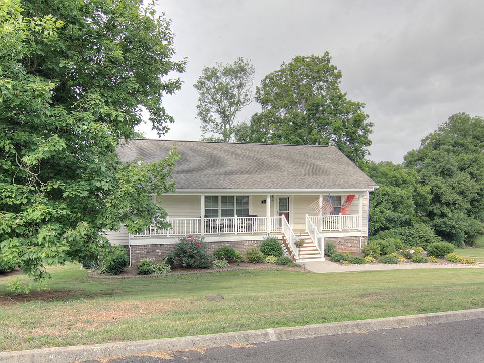 2nd image of 118 Larkspur Dr