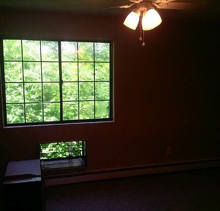 4th image of 1605 Douglas Ave #Townhouse 3