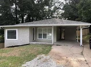 526 Hamilton E Holmes Dr NW, Atlanta, GA 30318