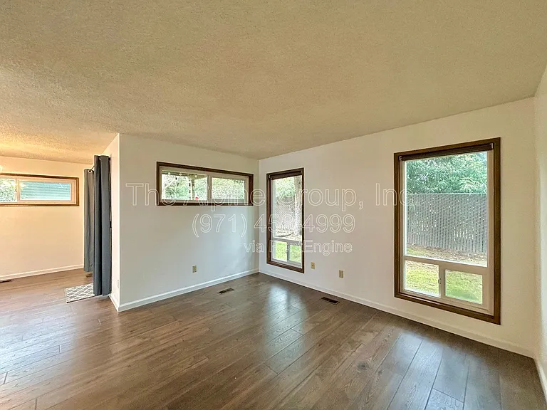 5462 SW Murray Blvd — Photo 4