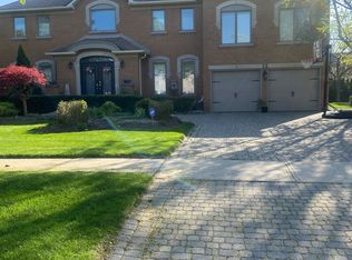 12 Elderwood Dr, Richmond Hill, ON L4B 2W8