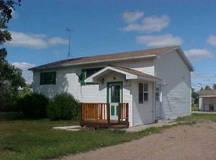 6111 County Road 12 W, Minot, ND 58701