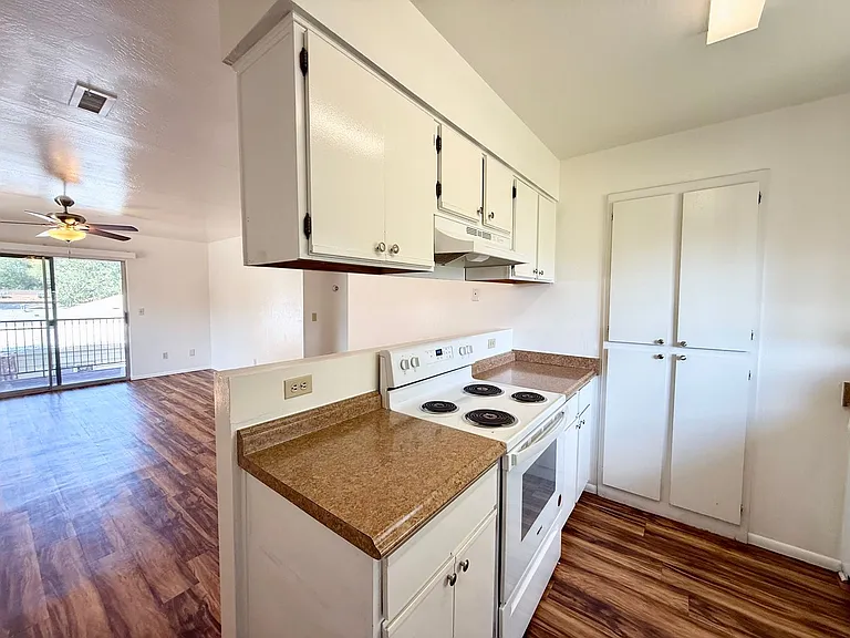 707 Lincoln Ave — Photo 10
