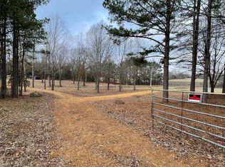 953 Walker Rd, Coldwater, MS 38618