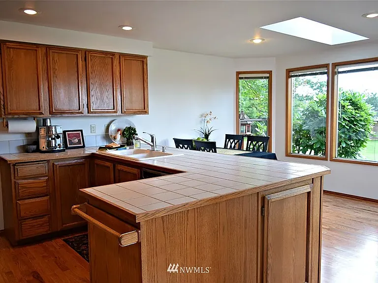 21336 NE 1st St — Photo 15