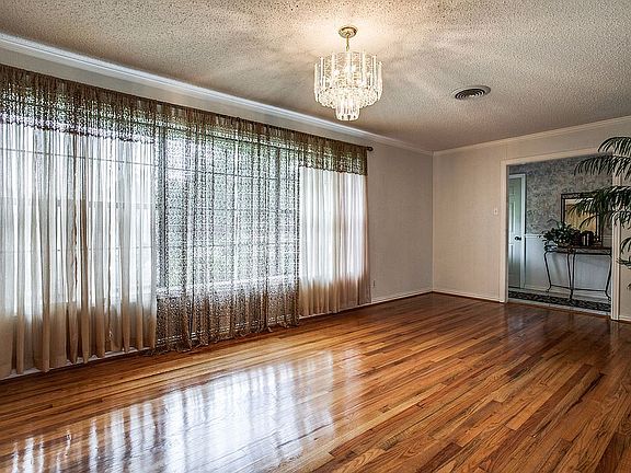 5th image of 1713 Patricia Ln