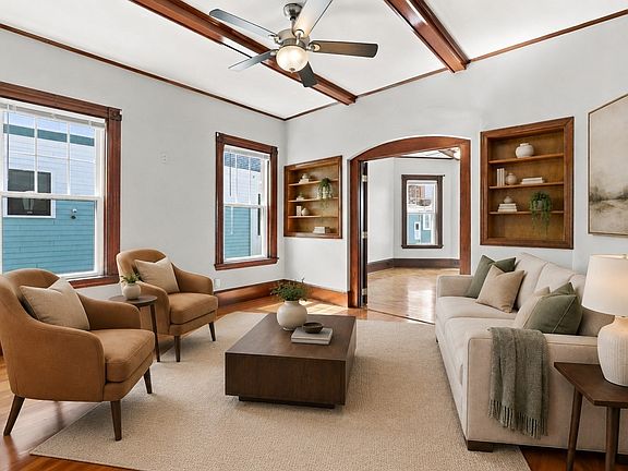 4th image of 31 Saxton St #2