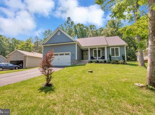 904 Confederate Dr, Locust Grove, VA 22508