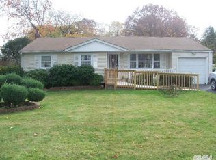 224 Vanderbilt Ave, Brentwood, NY 11717