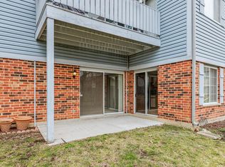 1665 Commodore Ct UNIT 7, Schaumburg, IL 60193