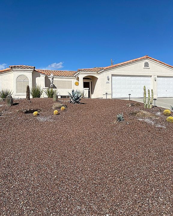 1st image of 2905 Hidden Valley Dr