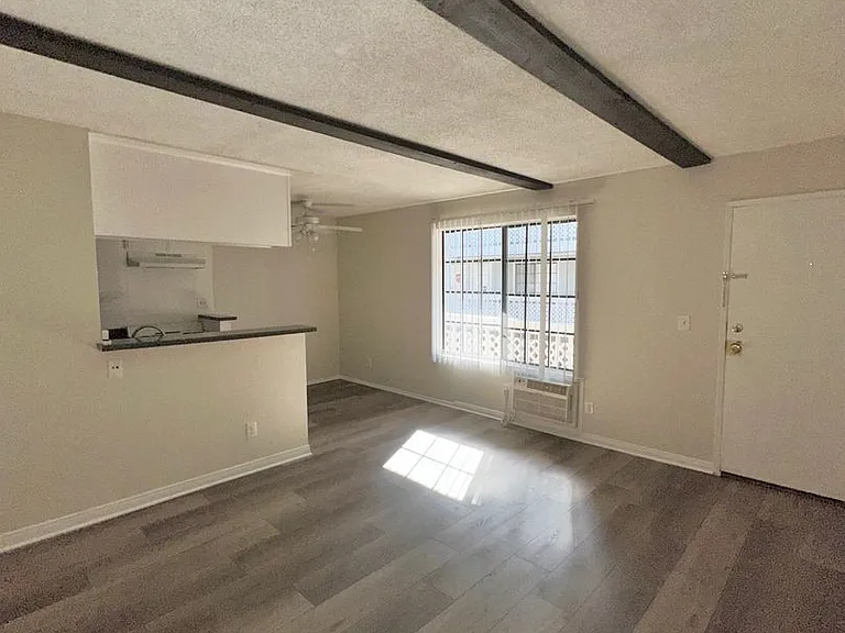 Saticoy Carriage House LLC — Photo 12