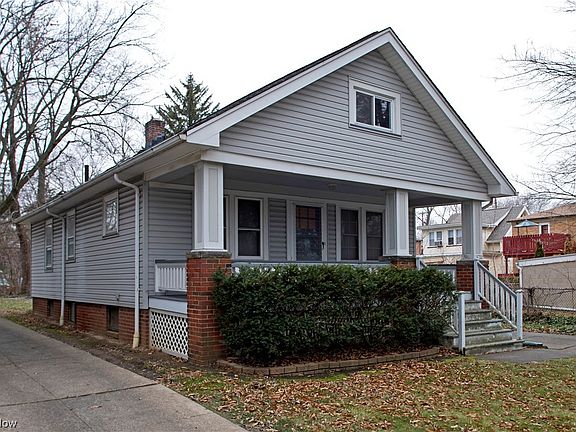 4th image of 14725 Westland Ave