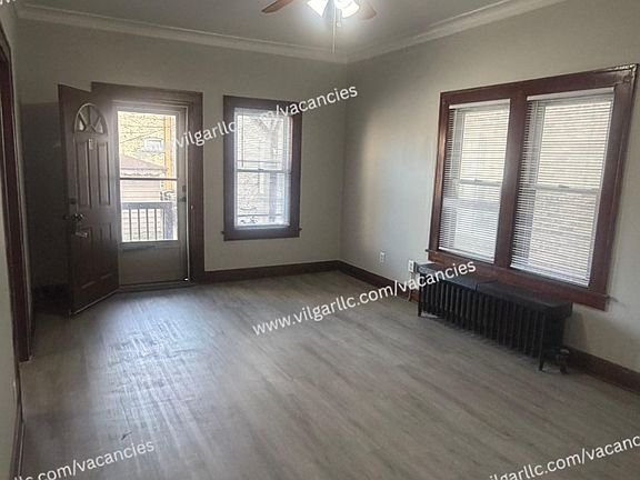 4th image of 1921 Clark St #1-R