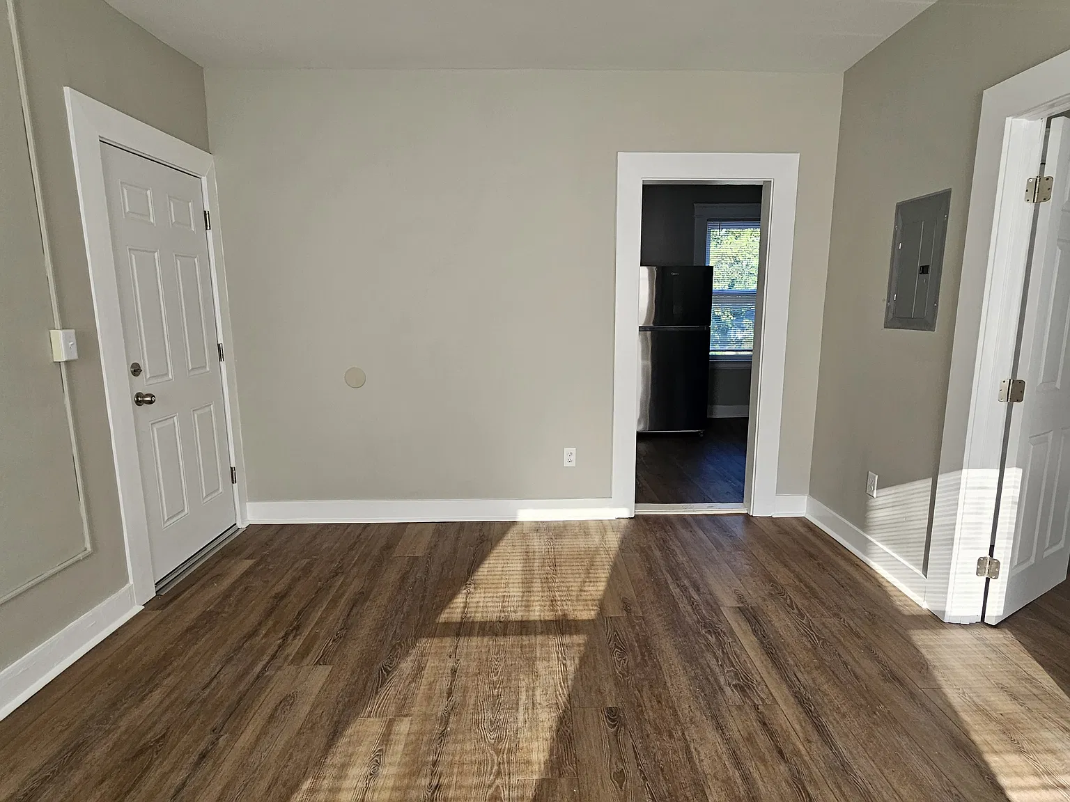 1 bed, $1,400 — Photo 2