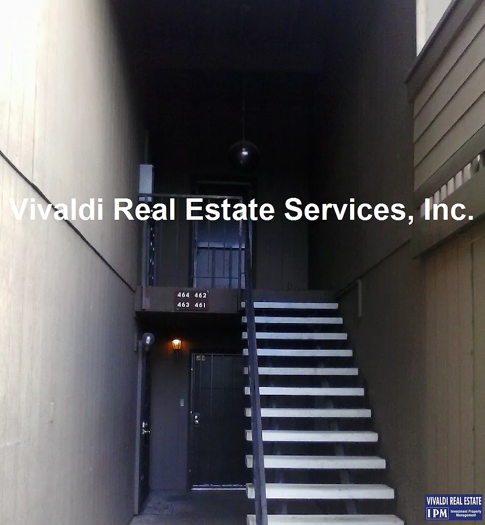 921 Fulton Ave APT 461 photo 1