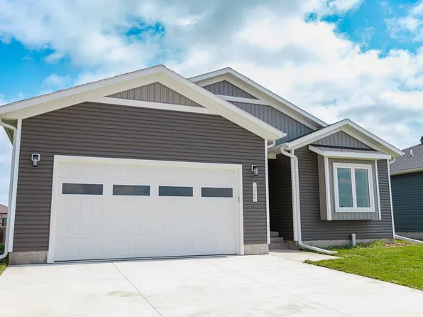 2965 E 17th Ave, Columbus, NE 68601