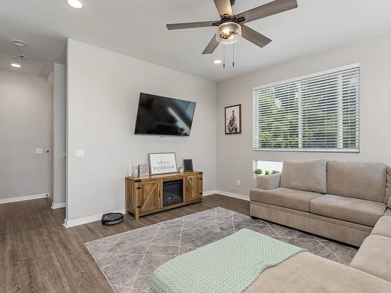 2601 Cranston Dr #712 — Photo 14