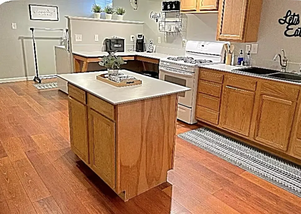 3600 Woodsdale Rd — Photo 4