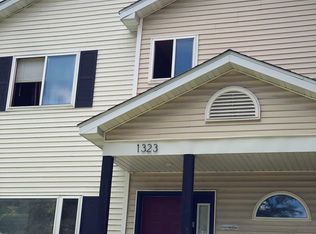 1323 Oliver Ave N, Minneapolis, MN 55411