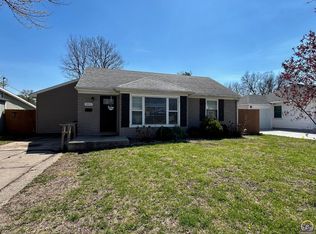 3805 SW 12th St, Topeka, KS 66604