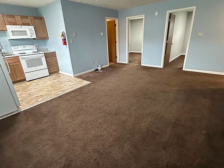 888 Wayne Ave #13 — Photo 2