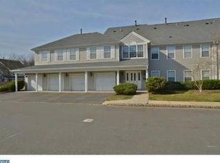 707 Eagles Chase Dr, Lawrence Township, NJ 08648