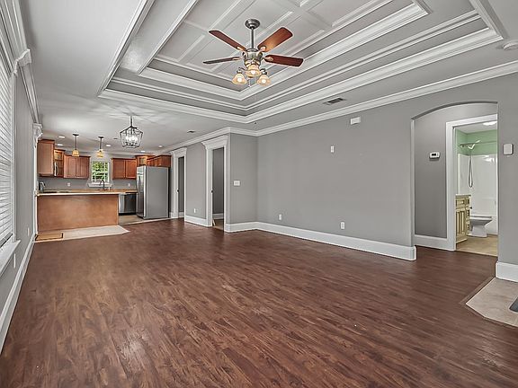 5th image of 55 Ruby Ln