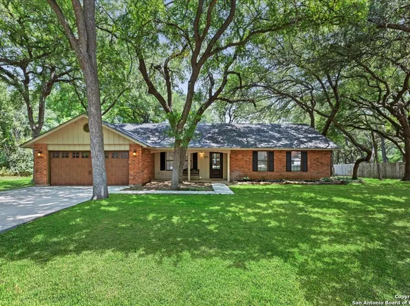 105 RED OAK, Seguin, TX 78155
