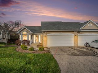 2325 Whimbrel Ct NE #36, Grand Rapids, MI 49505