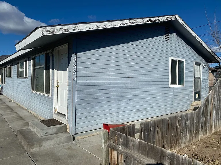 5883 Onyx Ave — Photo 2
