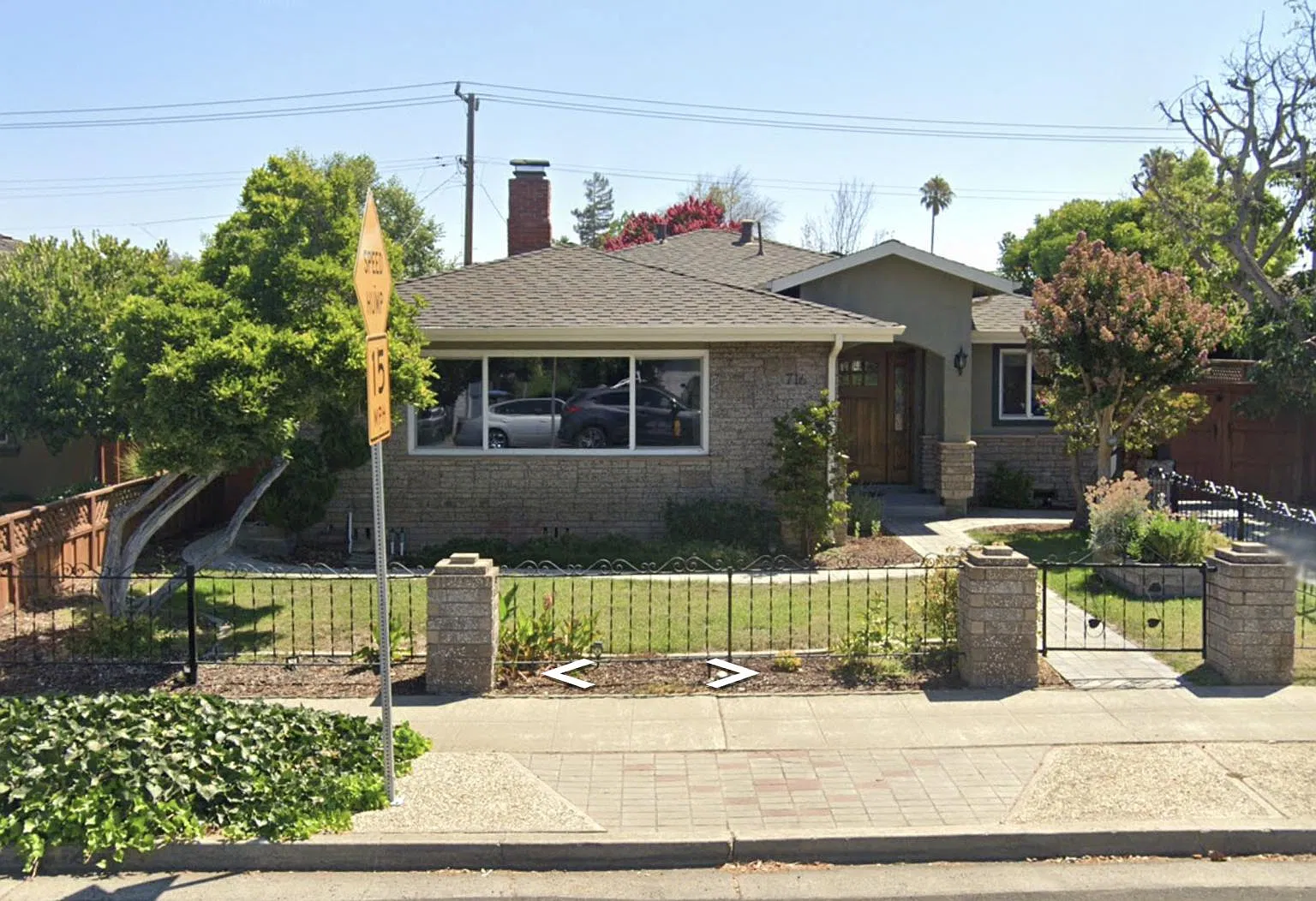 3 bed, 2.5 bath, 1684 sqft, $4,950 — Photo 1