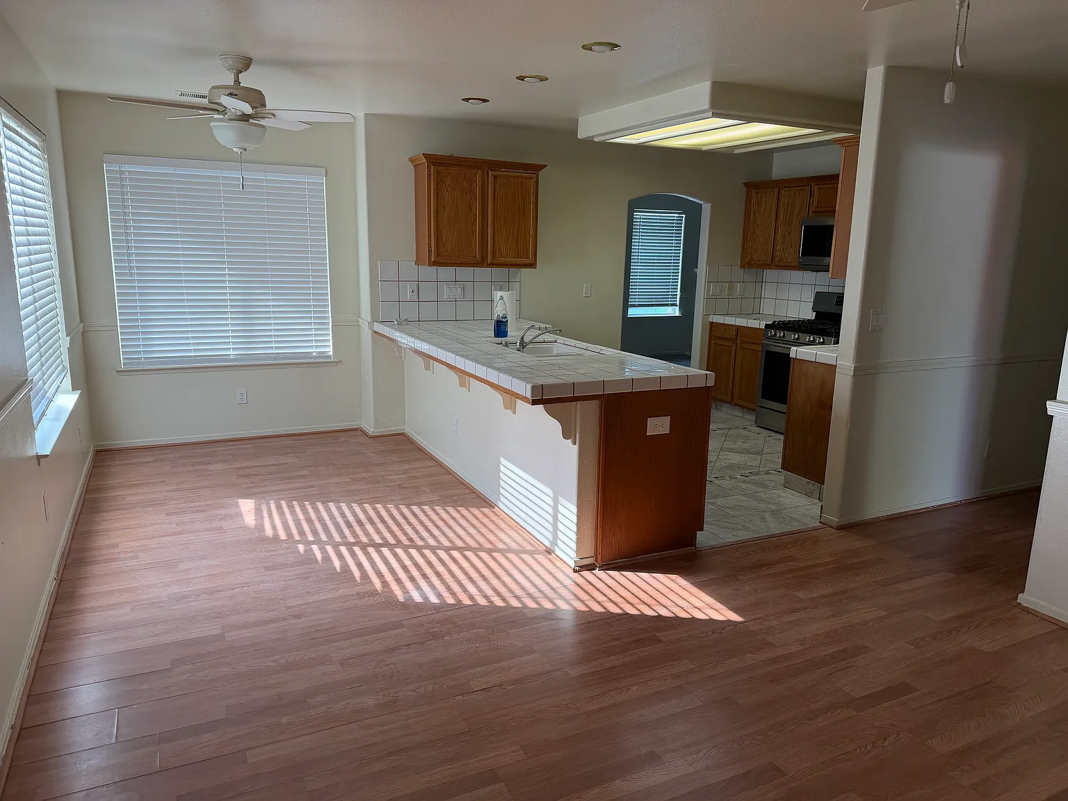 2273 N Babigian Ave — Photo 2