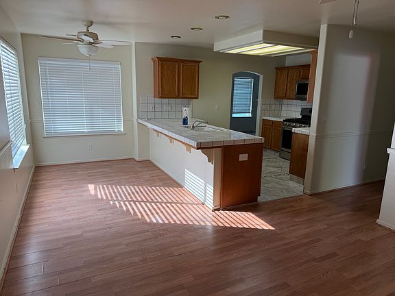 2nd image of 2273 N Babigian Ave