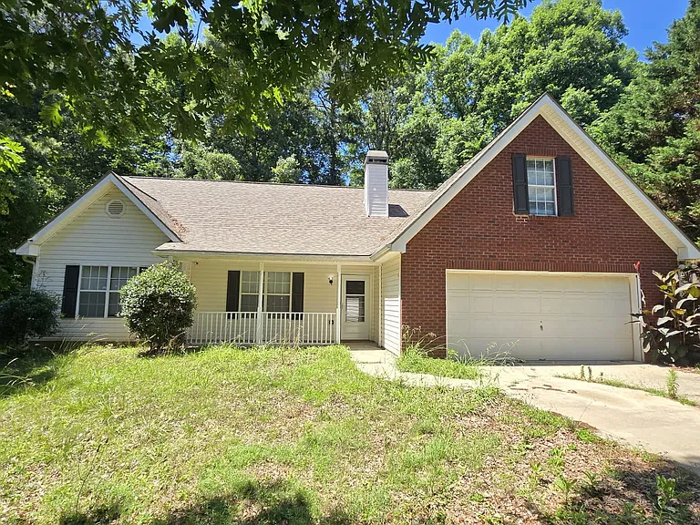 253 Pebble Creek Dr — Photo 2