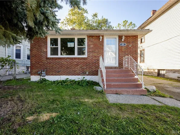 25 Parkview Ave, Lackawanna, NY 14218