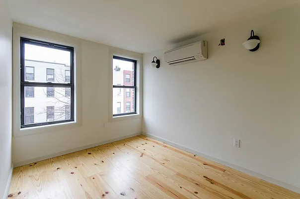 Rented by Nooklyn NYC LLC | media 16