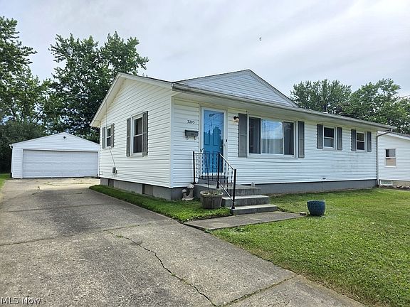 2nd image of 3205 Starlite Dr NW