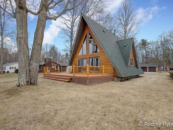 3rd image of 5829 E Lakeshore Dr