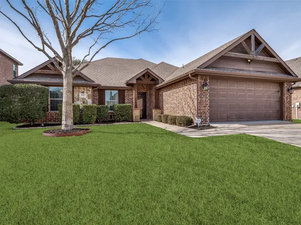 925 Westminster Dr, Midlothian, TX 76065