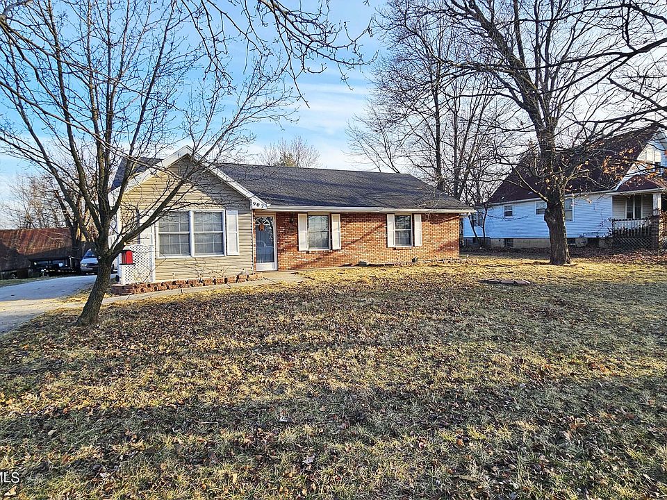 1st image of 907 S Summit Dr