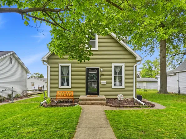220 Summer St, West Burlington, IA 52655