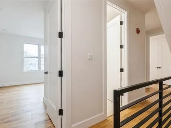 259 Liberty Avenue image 24 of 29