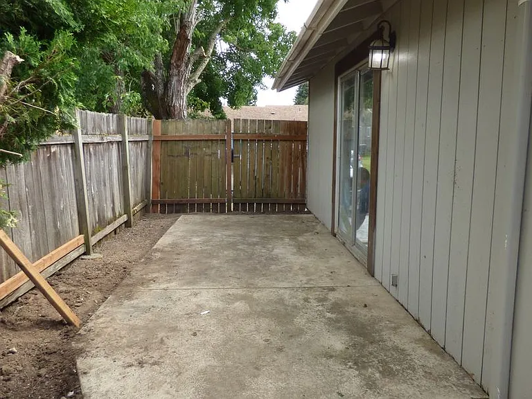 4655 Buffalo Ct SE — Photo 37