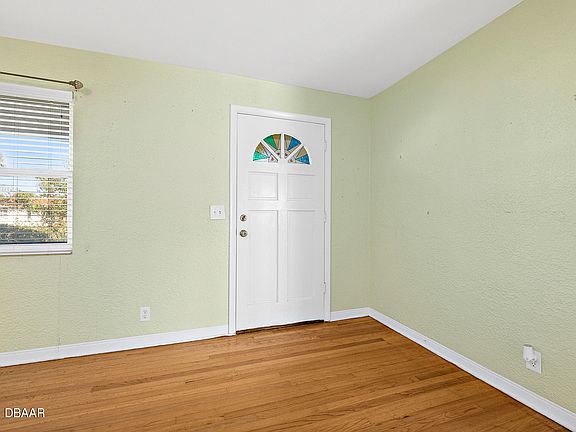 4th image of 1255 Bel Aire Dr