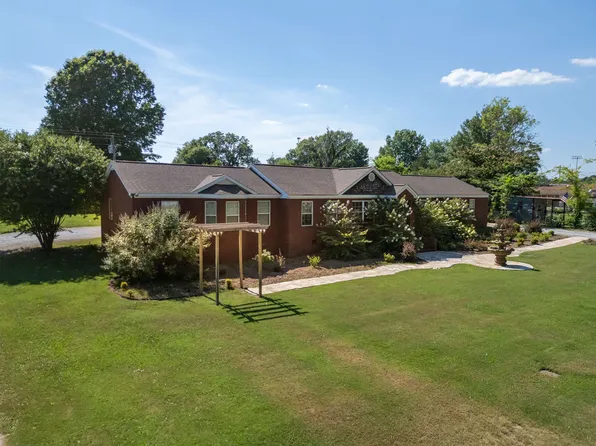 1007 Miller St, Red Bay, AL 35582
