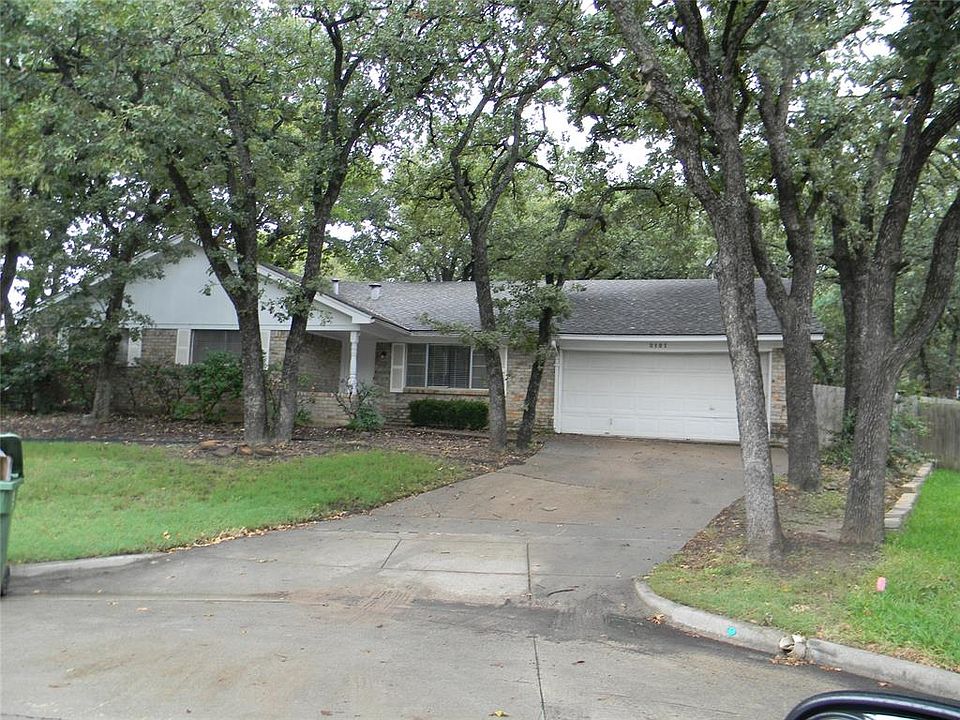 1st image of 2121 Tamworth Ct