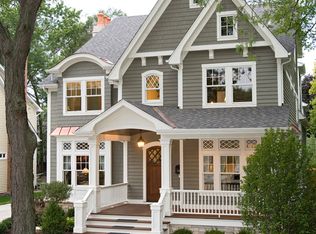 824 Santa Maria Dr, Naperville, IL 60540