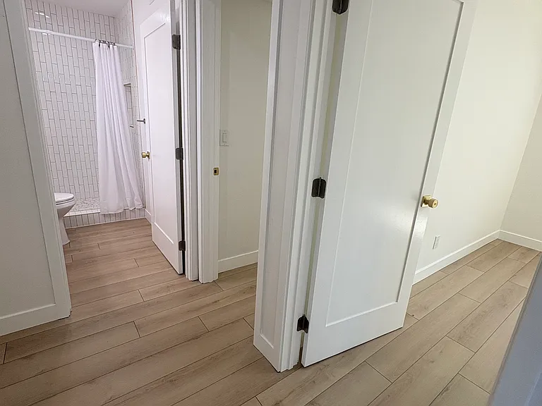 1744 Carmona Ave #4 — Photo 8